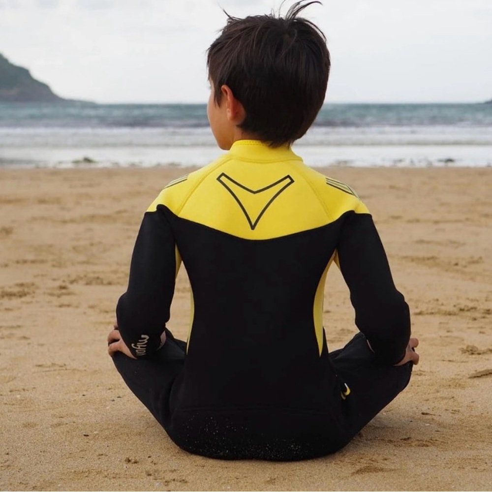 Wetsuit NWOT- kids size 8